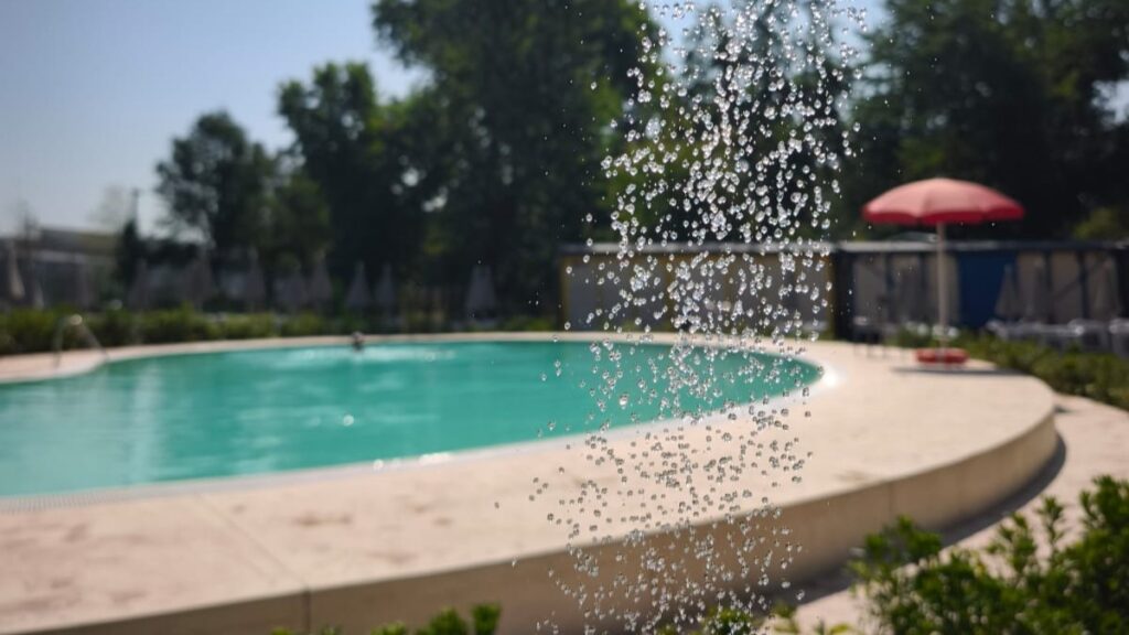 Oasi La Fornasetta piscina urbana Milano